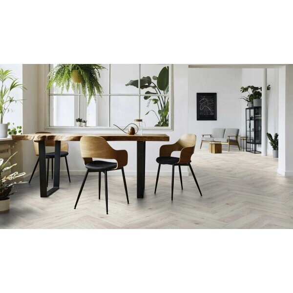 Ламиниран паркет 8мм 32744 Kaindl AC5/32, V4-фуга, Oak Alnwick HO Houston, Herringbone Small Plank Collection